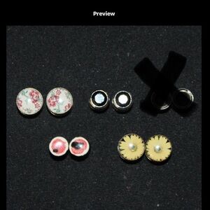 🎉HP🎉Four Pair 2G Plugs